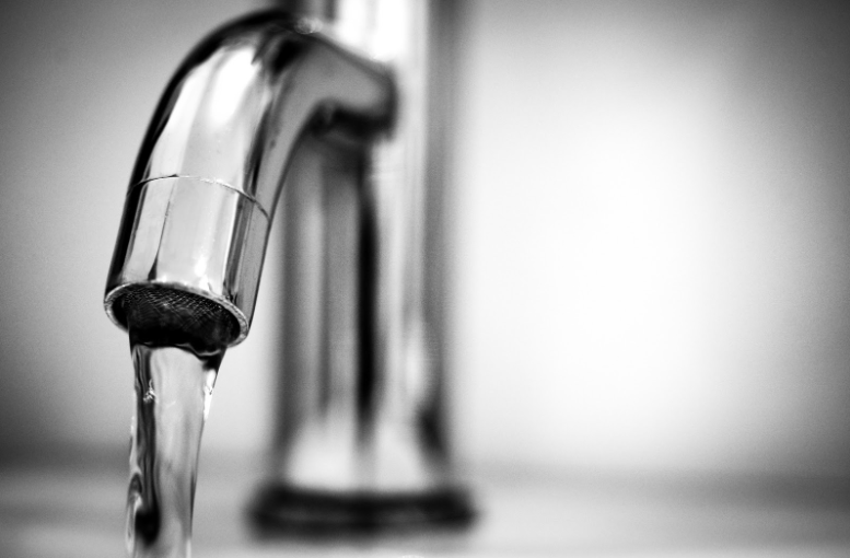 A clean faucet that no longer has limescale residues